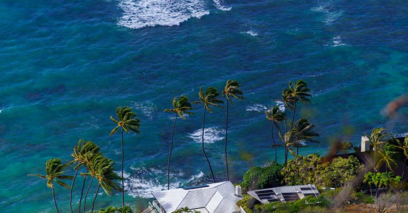 Balinese Villa - White Mansion on Ocean Shore in Hawaii